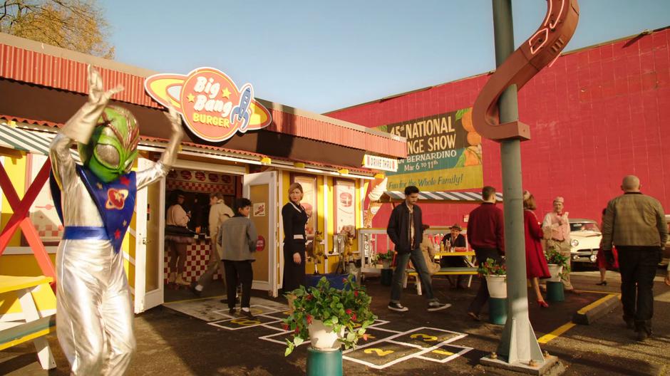 The Legends spread out to investigate the restaurant.