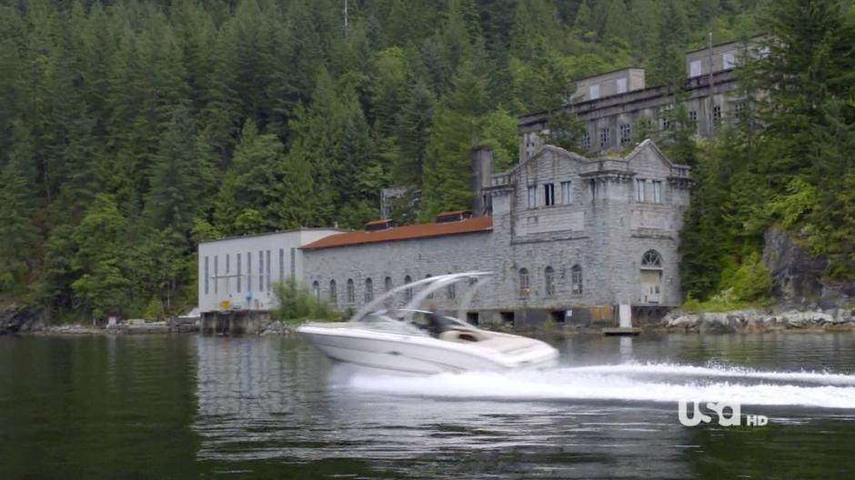 Pierre Despereaux boats past the front of that building.