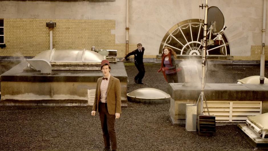 Amy, Rory, and the Doctor go up to the museum rooftop to examine the "sun".