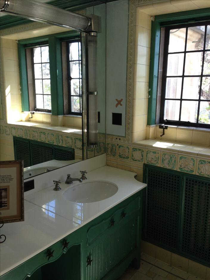 Greystone bathroom