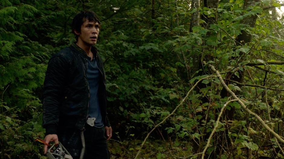 Bellamy decides whether to throw the radio in the river.