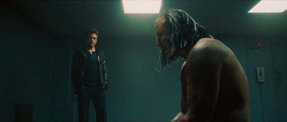 Tony Stark talks to Ivan Vanko in the holding cell.