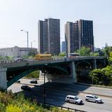 Photograph of Gerrard Street East Bridge.