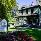 Photograph of Roedde House Museum.