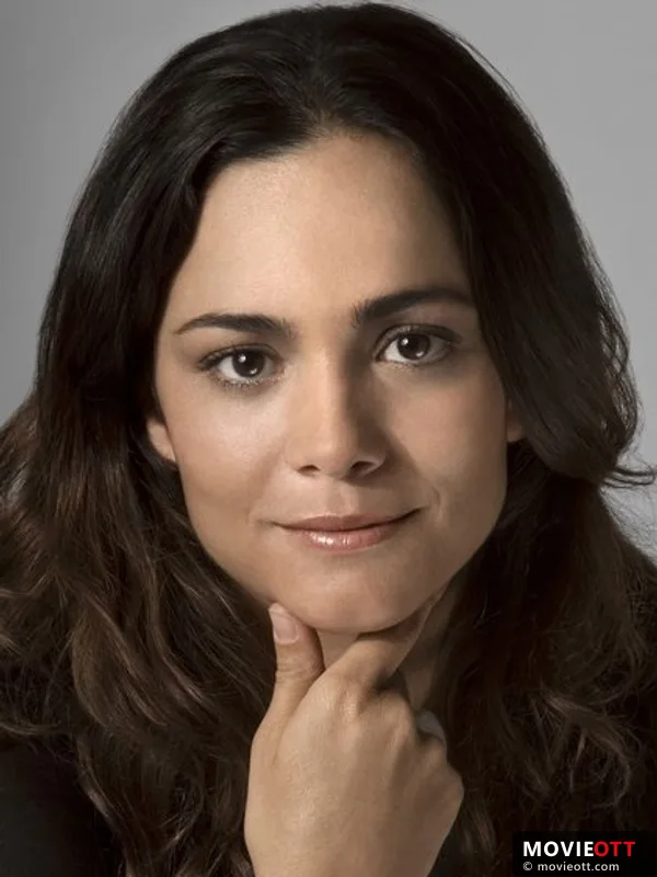 Alice Braga — photo 2