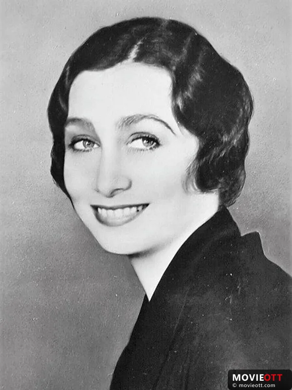 Aline MacMahon — photo 4