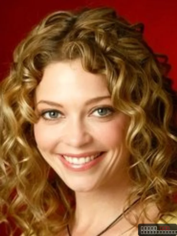 Amanda Detmer