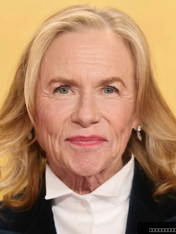 Amy Madigan — photo 2