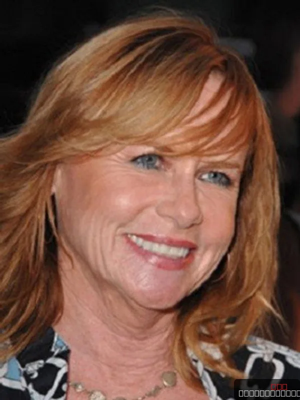 Amy Madigan — photo 6