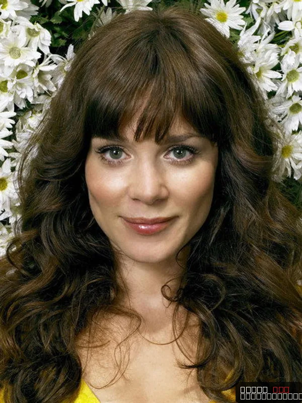 Anna Friel — photo 2