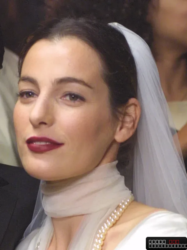 Ayelet Zurer
