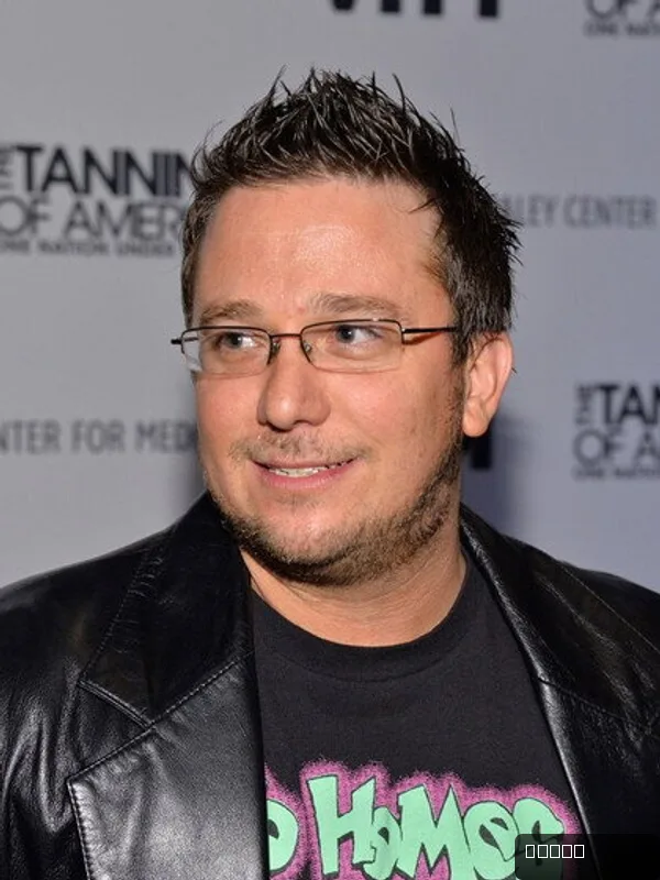Billy Corben — photo 1