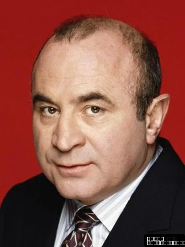 Bob Hoskins