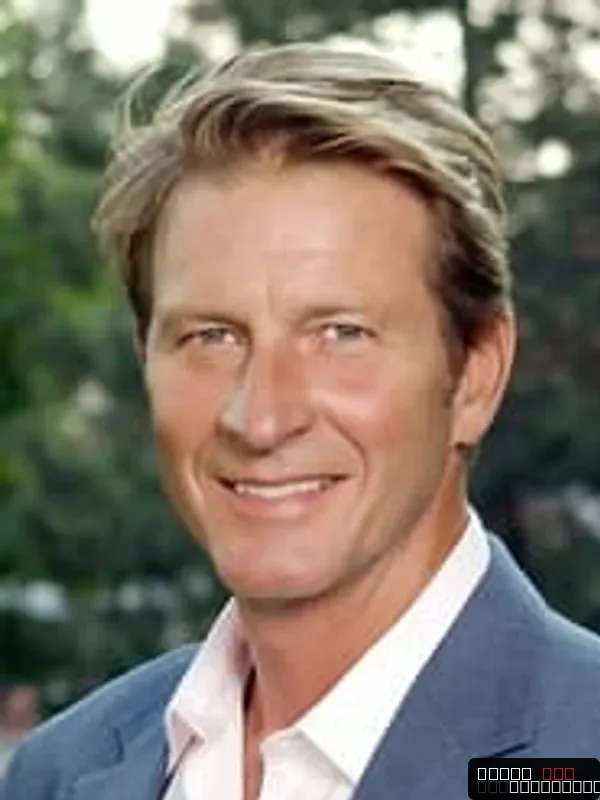 Brett Cullen