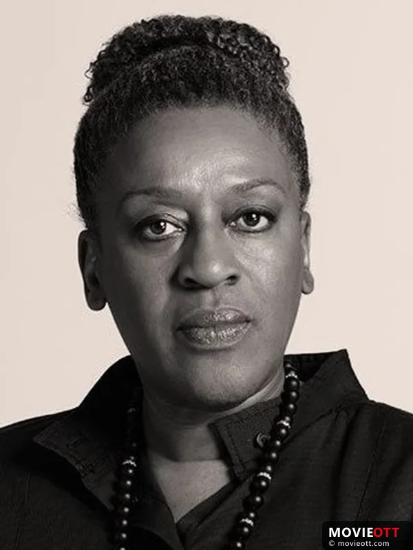 CCH Pounder — photo 3