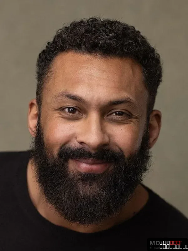 Chi Lewis-Parry