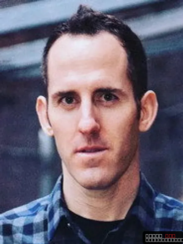 Chuck Comeau