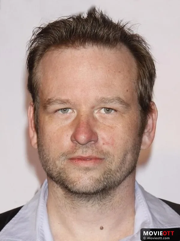 Dallas Roberts — photo 3