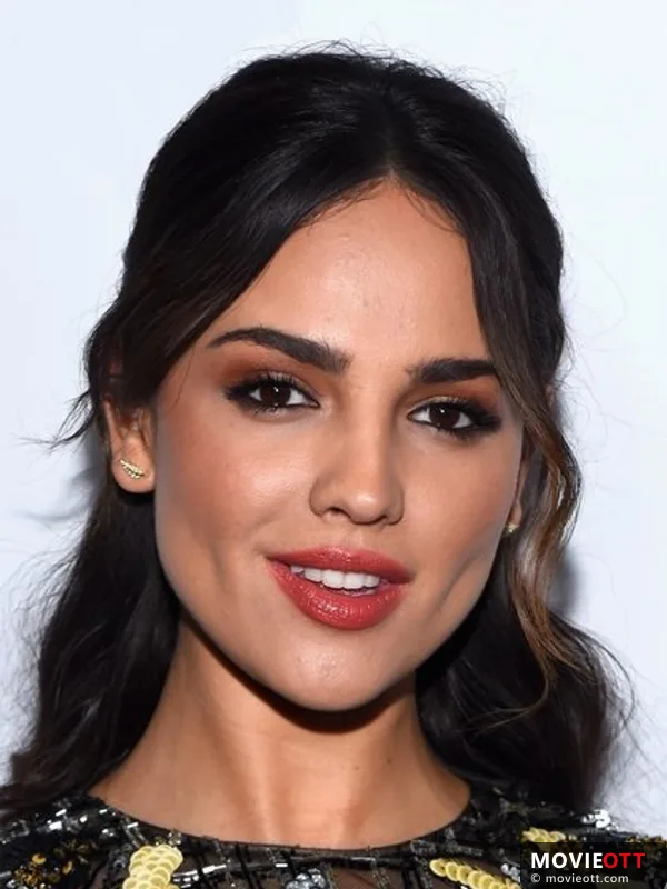 Eiza González — photo 2