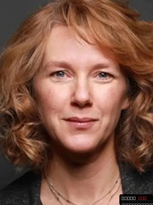 Elise Robertson