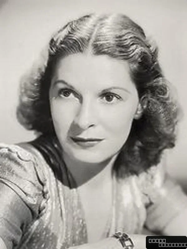 Fay Helm