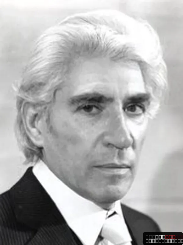 Frank Finlay