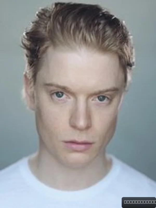 Freddie Fox