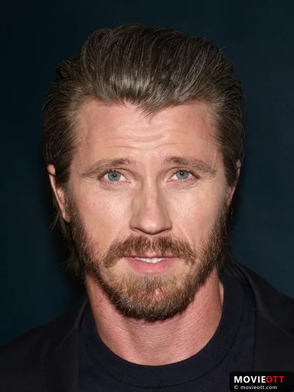 Garrett Hedlund — photo 1
