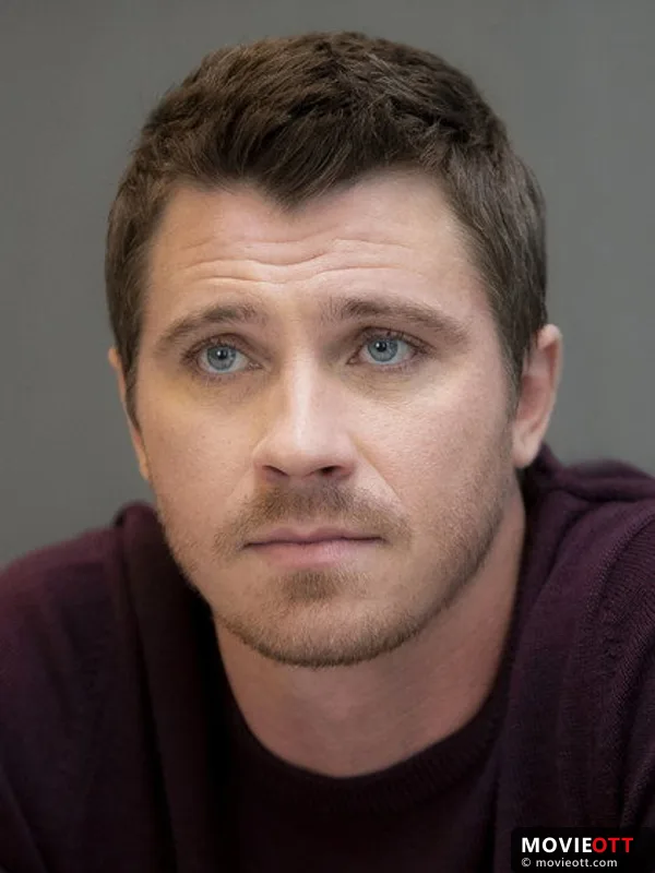 Garrett Hedlund — photo 2
