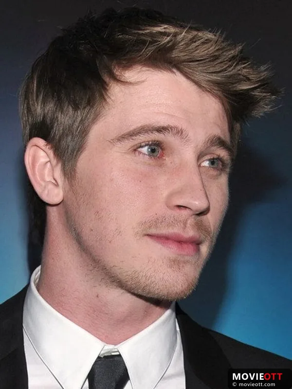 Garrett Hedlund — photo 4