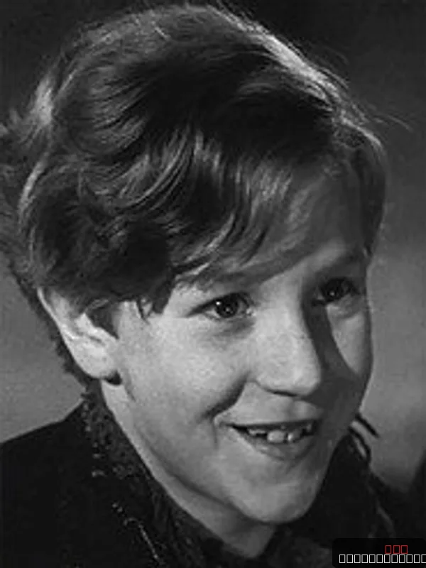 Glyn Dearman