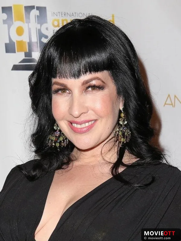 Grey DeLisle — photo 3