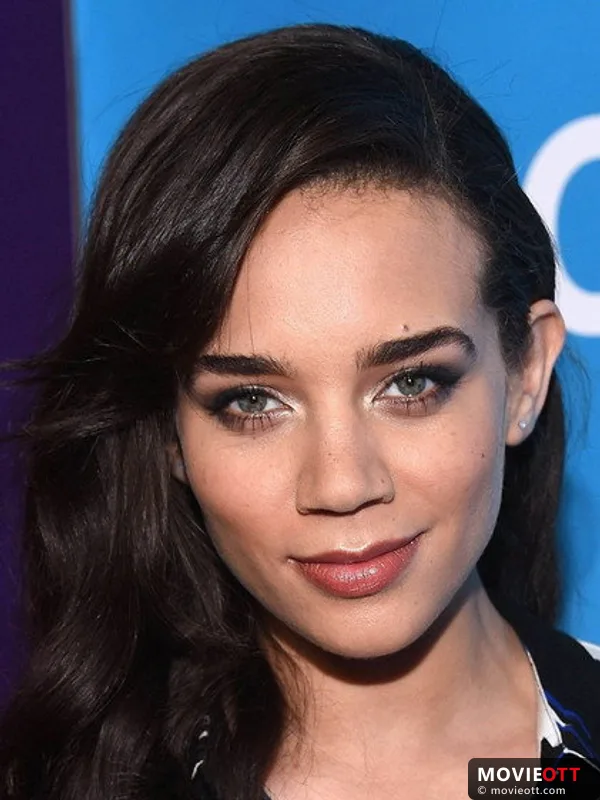 Hannah John-Kamen — photo 3