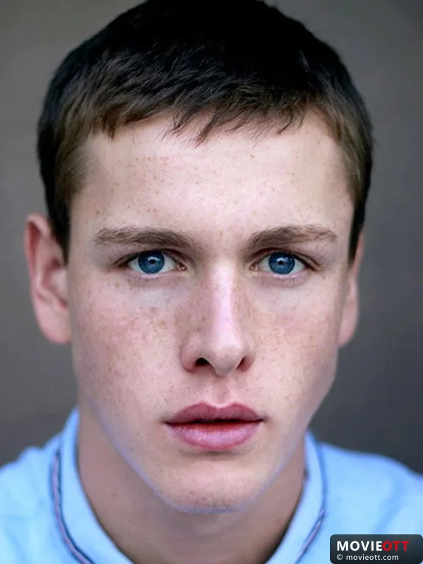 Harris Dickinson — photo 3
