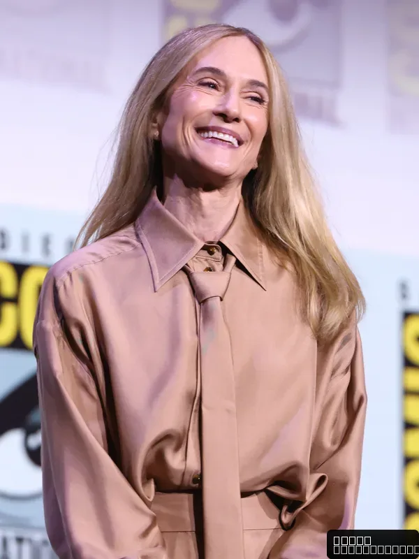 Holly Hunter
