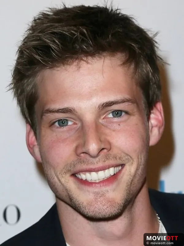 Hunter Parrish — photo 1