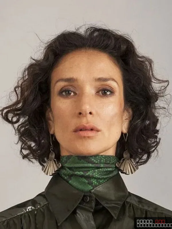 Indira Varma — photo 1