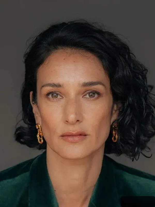 Indira Varma — photo 2