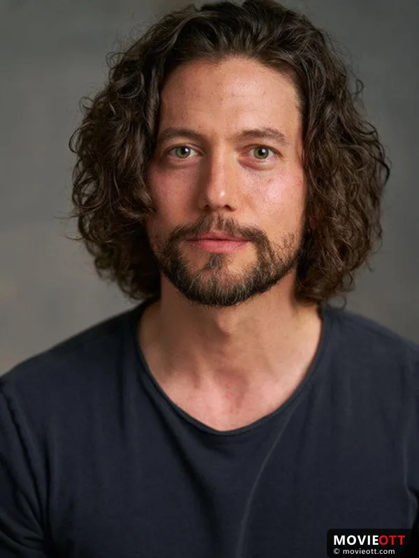 Jackson Rathbone — photo 3