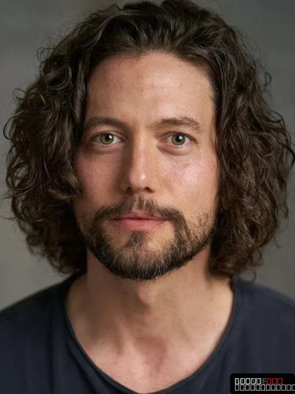 Jackson Rathbone