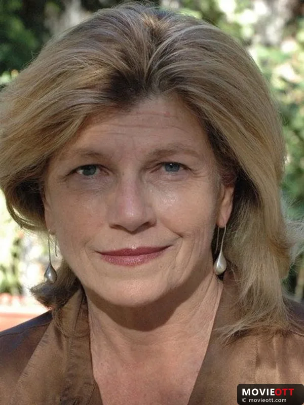 Jennifer Warren — photo 3