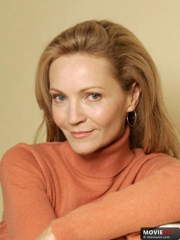 Joan Allen — photo 4