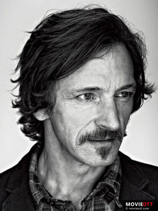 John Hawkes — photo 3