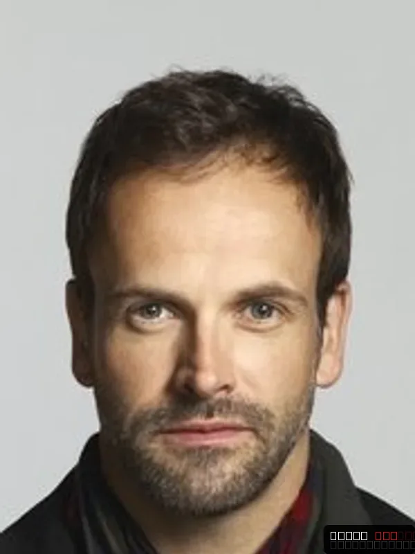 Jonny Lee Miller