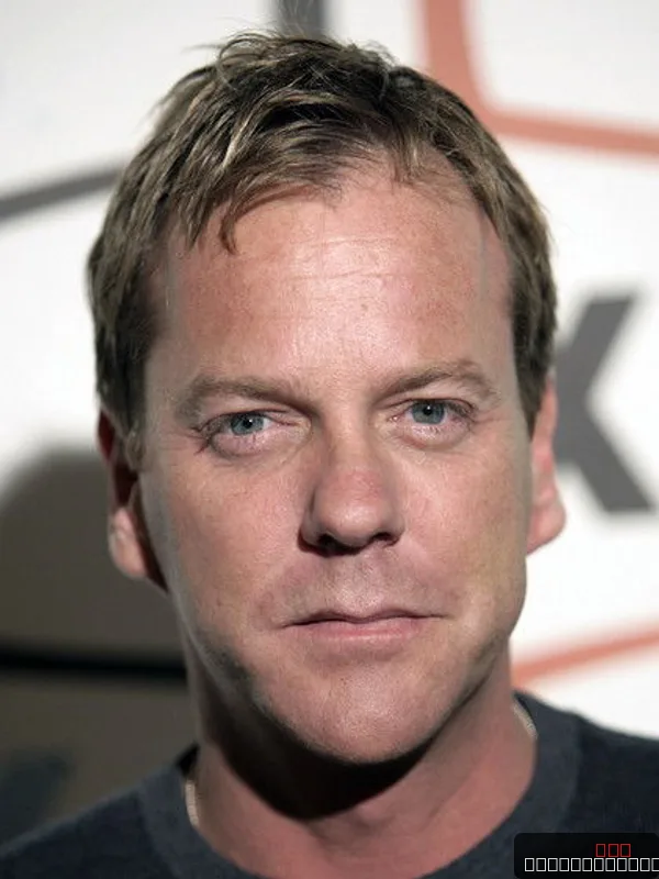Kiefer Sutherland — photo 2