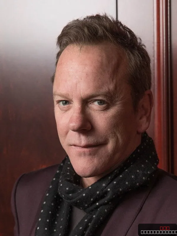 Kiefer Sutherland — photo 4