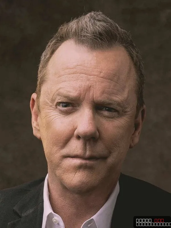 Kiefer Sutherland — photo 6