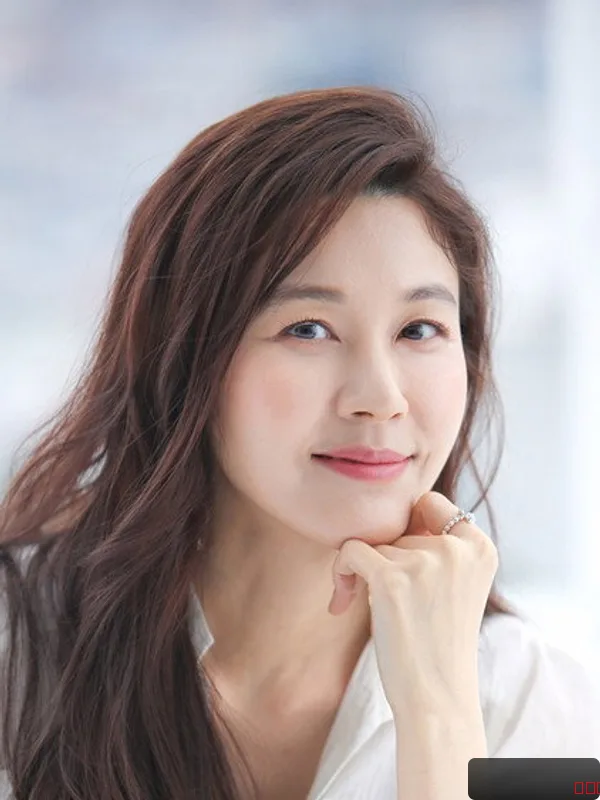Kim Ha-neul — photo 1