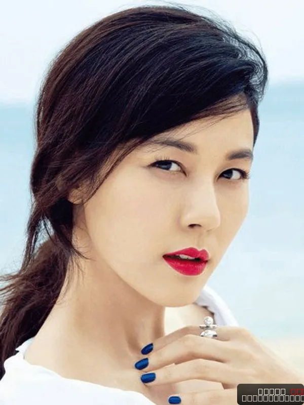 Kim Ha-neul — photo 2