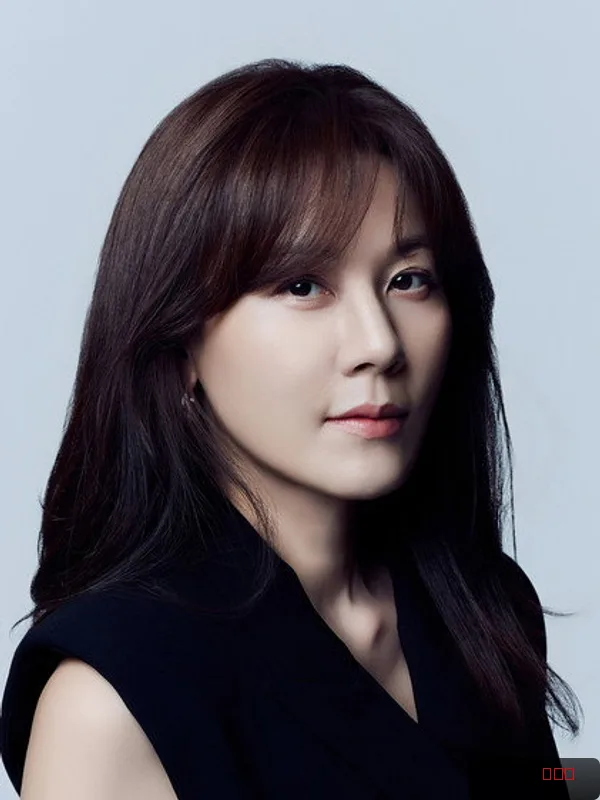 Kim Ha-neul — photo 4